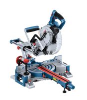 Akku-Paneelsäge GCM 18V-216 im Karton